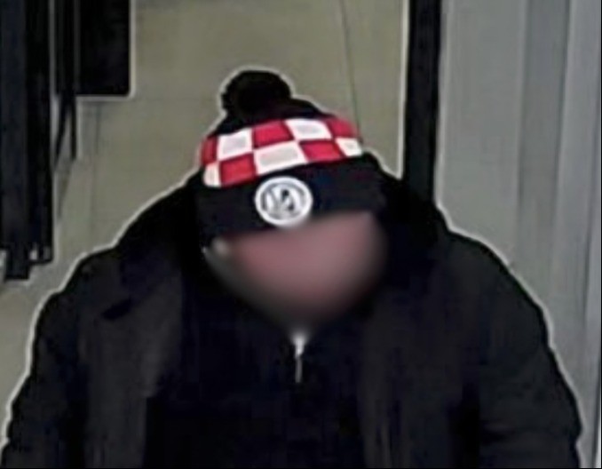 Nakon 15 dana oglasili se sa Super-Petrol pumpe: Kupac je nosio kapu sportskog kluba (FOTO)